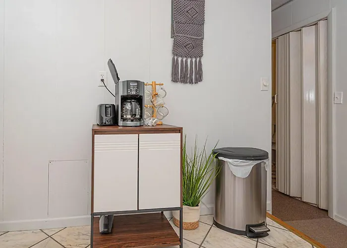 Walk To The & Boardwalk! 2 Bdr Family Condo! * Ocean City