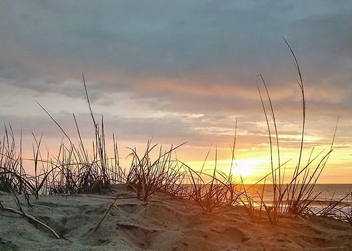 Walk To The & Boardwalk! 2 Bdr Family Condo! Ocean City