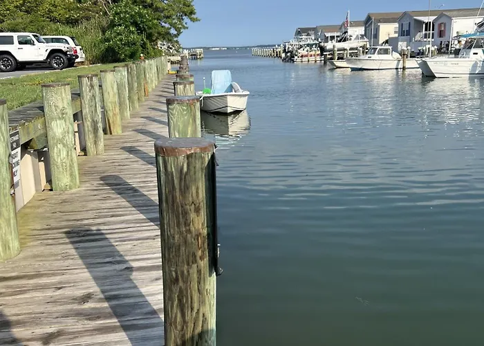 Apartment Walk To The & Boardwalk! 2 Bdr Family Condo! *