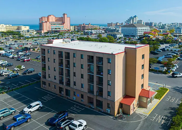 Walk To The & Boardwalk! 2 Bdr Family Condo! Ocean City