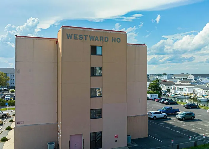 Walk To The & Boardwalk! 2 Bdr Family Condo!